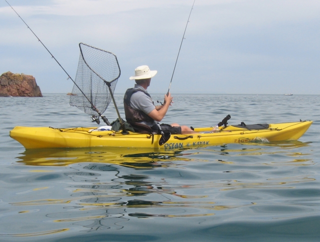  Pesca a bordo di un kayak 